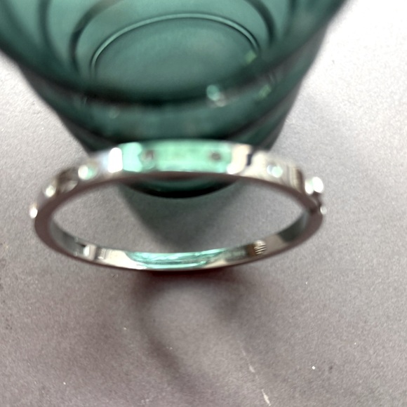 Absolutely beautiful Kate Spade Elegant Silver and rhinestone Bangle Bracelet!! - Picture 1 of 6